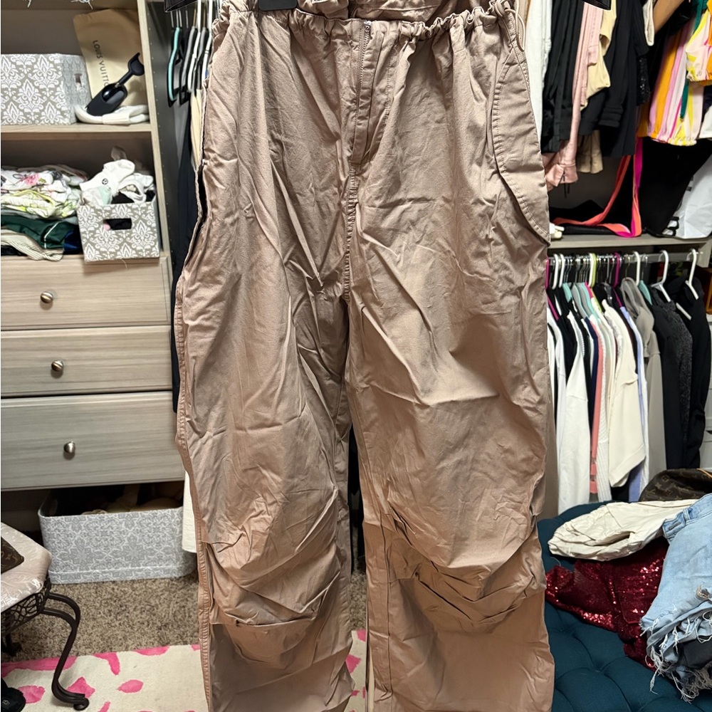BuffBunny women's Beige Adventure Cargo Pants